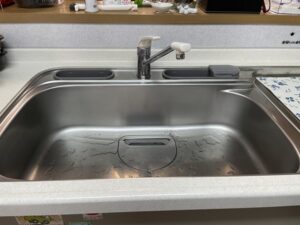 LIXIL（リクシル）水栓のナビッシュが人気　サンウェーブの水栓をLIXILに替える　施工前