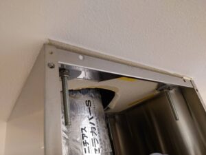 センターフード取替工事 ボルト位置確認