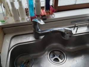 とにかくシンプル！TOTOキッチン水栓を選ぶ　ナショナルキッチン　施工前