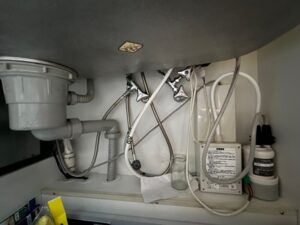 LIXIL（リクシル）水栓のナビッシュが人気　取替え前準備　本体確認　給水配管接続確認