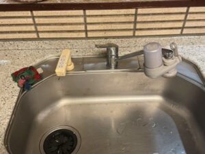 LIXIL（リクシル）水栓のナビッシュが人気　実家のナイスキッチン水栓をリモートで交換！　施工前