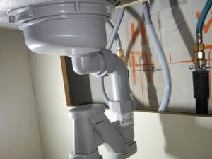 とにかくシンプル！TOTOキッチン水栓を選ぶ　排水トラップ同時施工　施工後