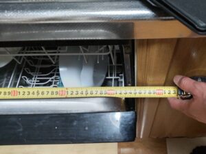 自立（深型）食洗機の取り外し撤去工事　採寸