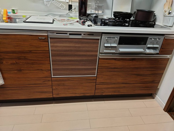 食洗機パネルを取り寄せた色んな施工