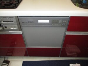 ウッドワン（WOODONE）・ベルキッチン　食洗機前パネルでを楽しむ　施工前