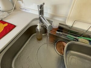 トートー（TOTO）　お気に入り水栓を浄水器に変身　施工前