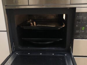 トーヨーキッチン（TOYO KITCHEN STYLE）　ガスオーブンの取替　施工前