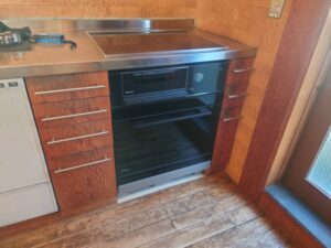 造作キッチン・オーダーキッチン ガスオーブンを電気オーブンに替える 施工後