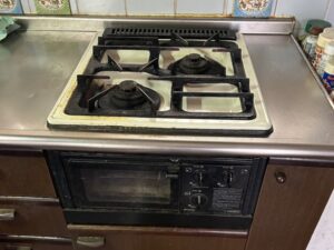 ハウステック(Housetec) ガスコンロの取替 施工前