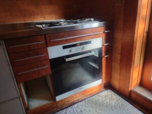 造作キッチン・オーダーキッチン ガスオーブンを電気オーブンに替える 施工前