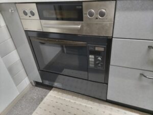 トステム（TOSTEM）　ビルトインオーブンでお困りの方