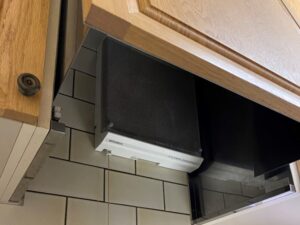 ナスラック（NASLUCK）　プロペラからシロッコファンへの取替　施工前