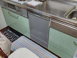 45cmフロントオープン食洗をスライドオープン食洗機に取替　ミカドがなくなって、困った　施工後