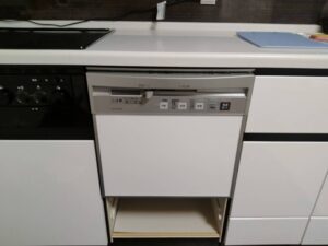 タカラスタンダード（Takara standard）　機器を外して収納スペース　施工前