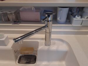 リクシル（LIXIL）　浄水器の取替　施工後　　