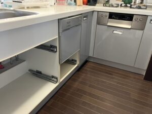柳田産業キッチン 食洗機撤去して収納にする 施工前