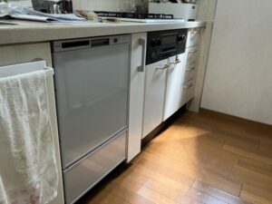 もう一度フロントオープン食洗機取替　30ｃｍタイプが壊れた　施工後