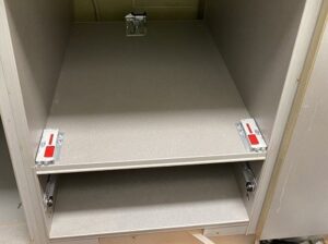 60cm前開き食洗機の取替工事　トーヨーキッチン施工　フロントからスライド　下部キャビネット