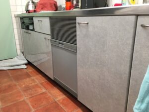 シンク下フロントオープン食洗機交換 SANYO製が壊れて、困った 施工後