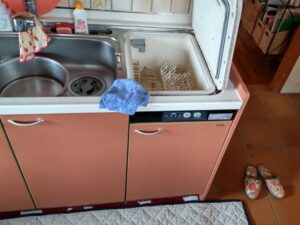 ヤマハトップオープン食洗機取替え交換工事　もう使わないので取り外してほしい　施工前