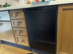 もう一度フロントオープン食洗機取替　シルバーとブラックで最終悩んで　施工後
