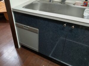 シンク下フロントオープン食洗機交換 ホシザキで交換できるサイズのものが、ない 施工後