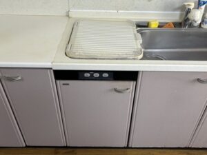ヤマハトップオープン食洗機取替え交換工事　最安値で取替えをお願いしたい　施工前