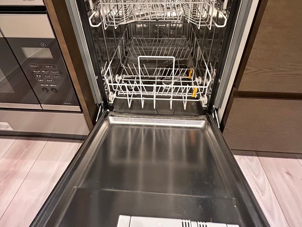 ミーレ（Miele）ビルトイン食洗機入れ替え交換　耐用年数と保証について