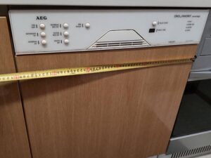海外製食洗機を国内製に取り替える　食洗機のサイズ　幅