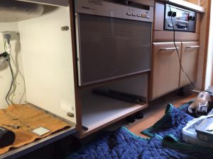FB６０１０D　ハーマン食洗機　取替え⑥
