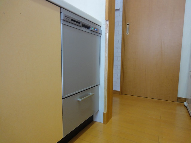 ヤマハキッチン　EW-AT80YH　リンナイ食洗機　RKW-404A-SV①