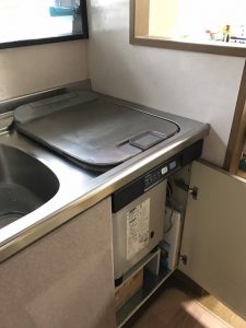 立川市柏町にてトップオープン食洗機の入れ替え工事を行いました！