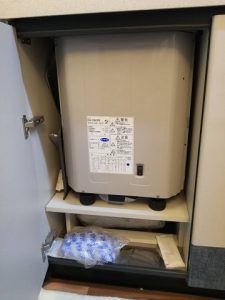 三菱製EW-CB57PF　リンナイ製RKW-404A-SV
