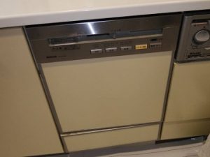 東京都世田谷区にてスライドオープン食洗機を撤去して収納にリフォームする工事を行いました！案件番号 a-4899