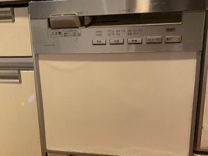 沖縄県島尻郡にてスライドオープン食洗機の入れ替え工事を行いました！案件番号 a-5504