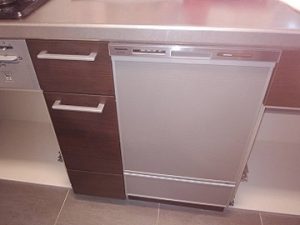 グランソレイユ橋本マンションにて食洗機を新たに取り付け工事させて頂きました！a-4745
