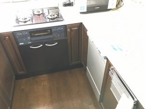 NP5600B,NP-45MC6T,ナショナル,パナソニック,リンナイフロントオープン食洗機,スライド食洗機,リンナイ電子コンベック,食洗機入れ替え,電子コンベック撤去,キャビネット取付,