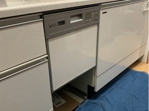 八尾市にてスライド食洗機の取替工事をさせていただきました！a-9413