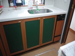 ヴェルデ上北沢にて30㎝フロントオープン食洗機から45㎝幅スライドオープン食洗機NP-45MS9Sへ取替え工事　a-10997