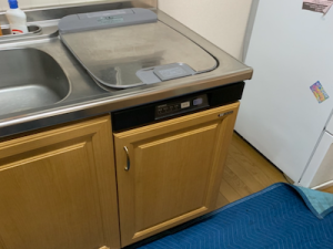ミカド製のシステムキッチンに付いている食器洗い乾燥機EW-CB50MKの買い替え工事　大阪府松原市にて　a-10812