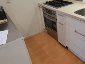 ナショナル製30㎝幅のフロントオープン食洗機（NP-U3JISP1AA）をLIXILの調理キャビネットに取替えしました！　東京都中央区にて