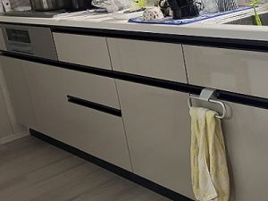 長野県塩尻市にてタカラスタンダードのキッチンにへスライド食洗機の後付け工事 a-12391
