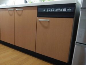東京都日野市にてトップオープン食洗機よりスライド食洗機に取り替え工事を行いました。a-13081
