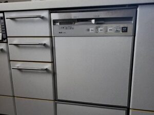 神奈川県綾瀬市にてNAiSの深型食洗機18EWを撤去して収納にした事例 a-13694