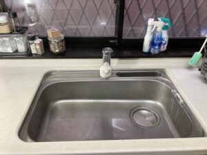 愛知県一宮市にてキッチン水栓の取替え工事