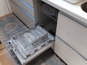 埼玉県さいたま市にてリンナイ製フロントオープン食洗機の新設事例a-14201