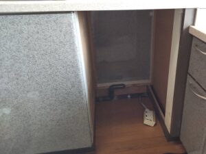 東京都世田谷区にて東芝製食洗機DW-B45C3を撤去事例！a-15640