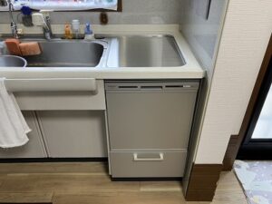 大阪府泉佐野市にてトップオープン食洗機からスライド式食洗機への入れ替え事例　a-16295