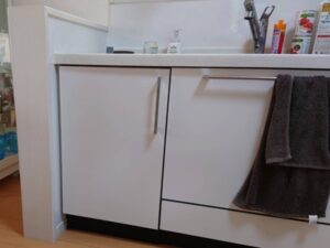 府中市にて食洗機を撤去して元の開き扉を取付けa-22747