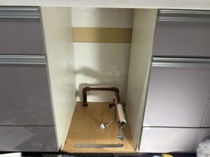 給排水配管の移設工事　移設